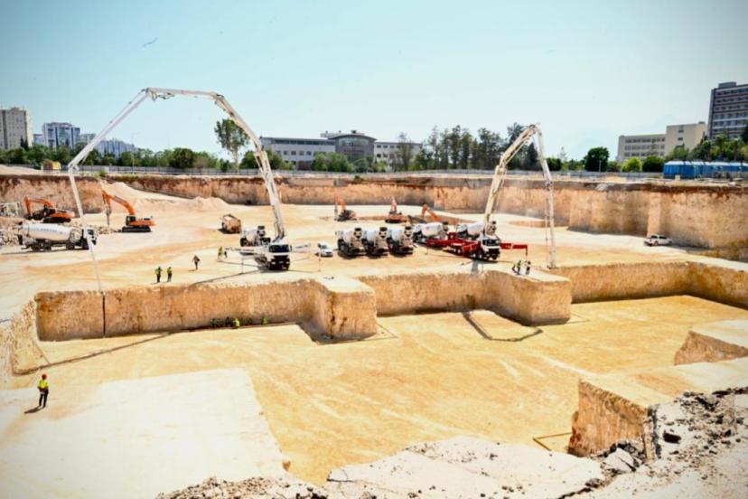 Akdeniz Üniversitesinin yeni hastane binası için temel atma töreni yapıldı