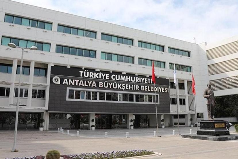 Antalya Büyükşehir Belediyesine rüşvet soruşturması: 3 iş insanı tahliye edildi