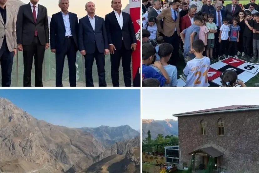 Bir Anadolu Şenliği Hakkari coşkuyla başladı: Kültür sanat ve lezzet bir arada