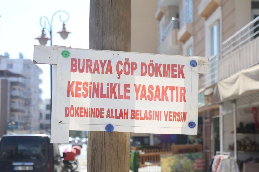 Çöp sorununa böyle son verdi: "Buraya dökenin Allah belasını versin"
