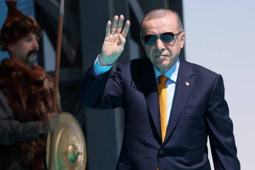 Cumhurbaşkanı Erdoğan, Harp Okulları mezuniyet töreninde konuşuyor