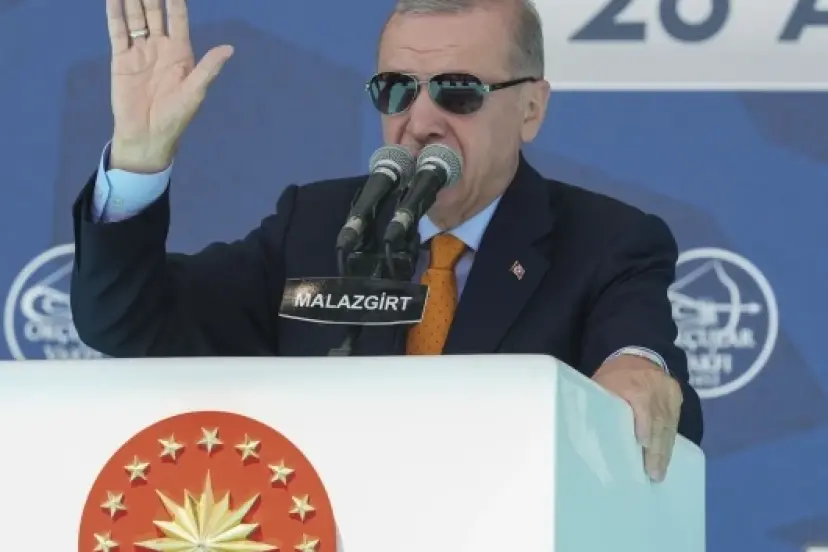 Cumhurbaşkanı Erdoğan'dan Malazgirt'te net mesaj: Kılıç kınından çıkarsa kaleme ve kelama yer kalmaz