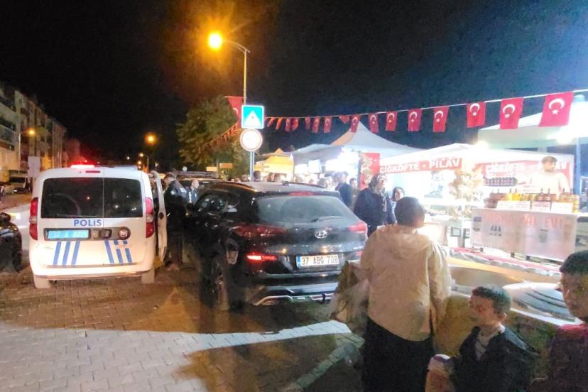 Festivalde tezgah açma kavgası: Kalbinden bıçaklandı