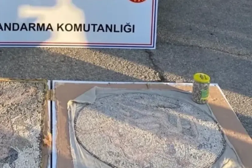 Gaziantep'te tarihi eser niteliğinde iki mozaik ele geçirildi