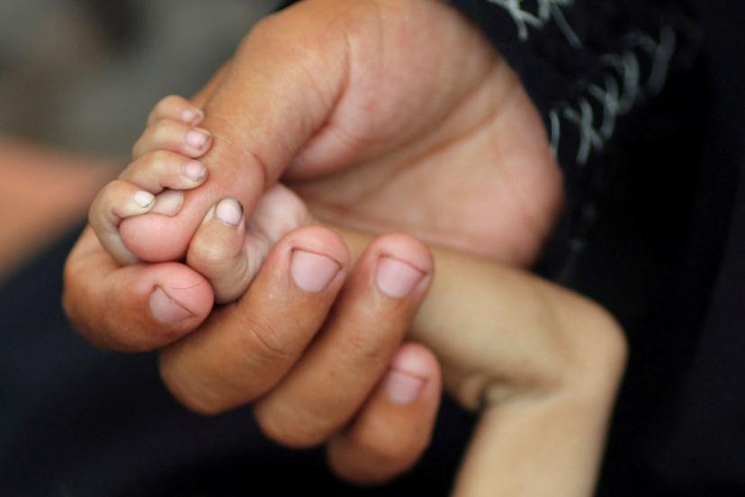 Gazze'de bir bebek daha açlıktan öldü