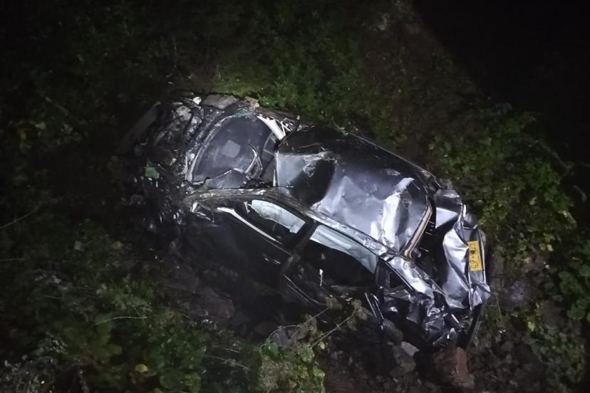 Giresun'da otomobil uçuruma yuvarlandı: 3 ölü