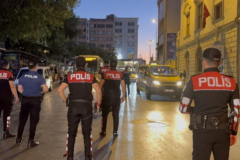 "Huzur İstanbul" uygulaması: Yüzlerce gözaltı