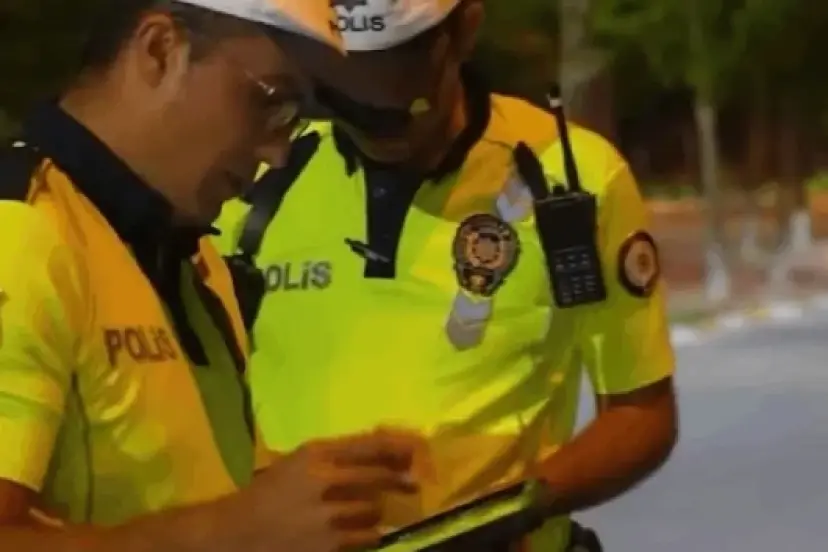 Isparta’da polis denetimlerinde 21 aranan şahıs yakalandı