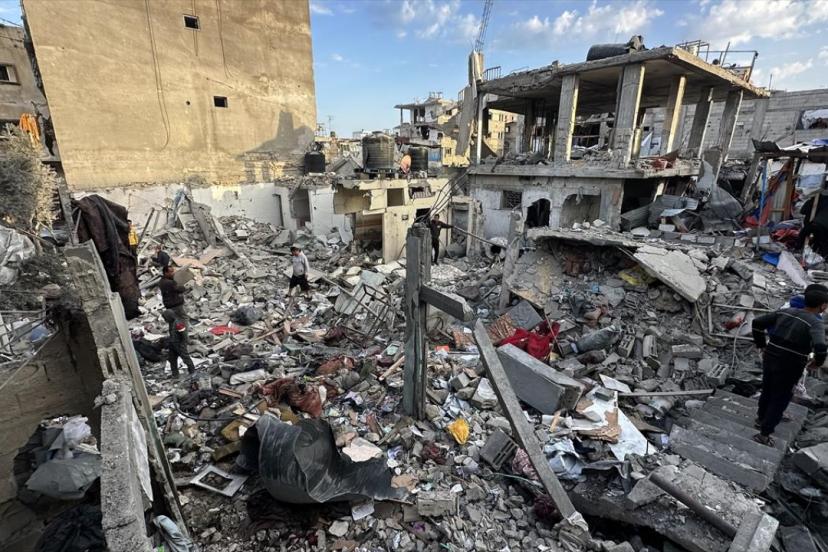 İsrail'in Gazze'ye saldırılarında can kaybı son 24 saatte 75 artarak 62 bin 819'a çıktı