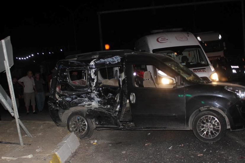 Kavşakta kamyon biçti: 1 ölü, 3'ü ağır 8 yaralı