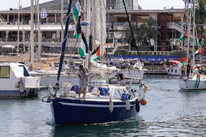 Onlarca tekne İsrail'in ablukasını kırmak ve Filistin ile dayanışma için Akdeniz'de yelken açtı