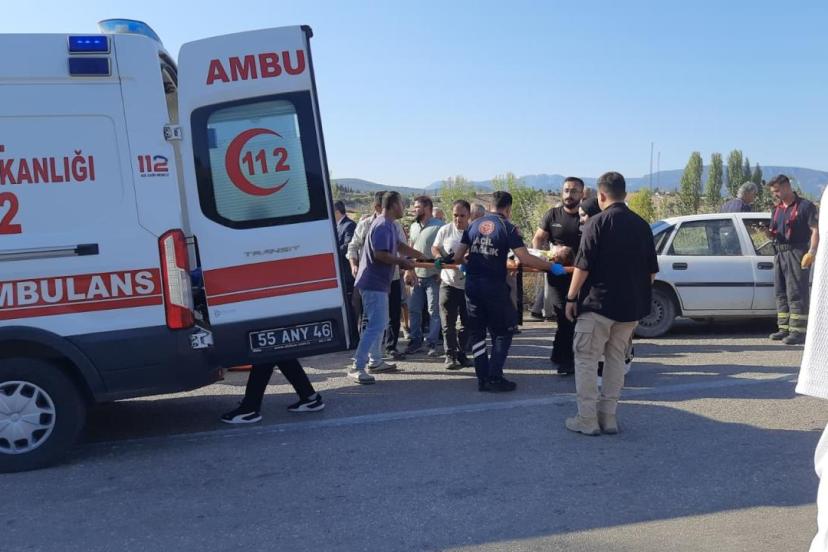 Samsun'da iki otomobil çarpıştı: 1 ölü