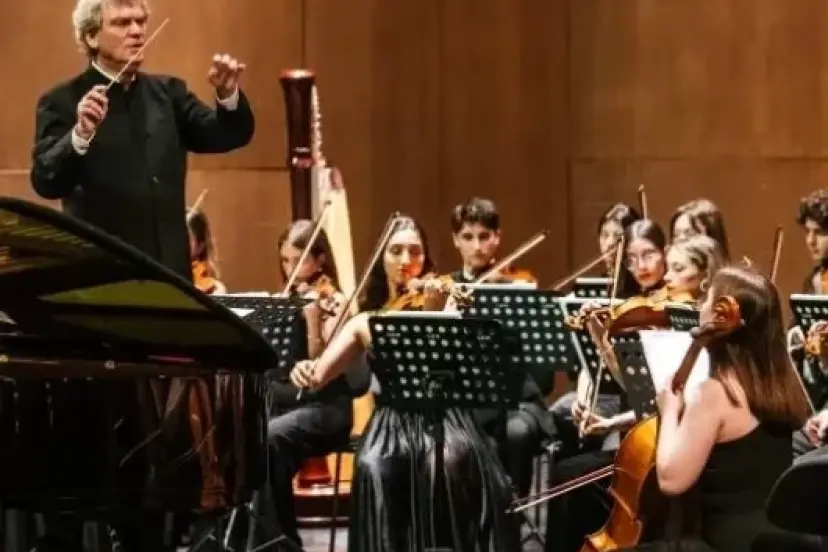 Türkiye Gençlik Filarmoni Orkestrası 2025 turnesine AKM'den başladı