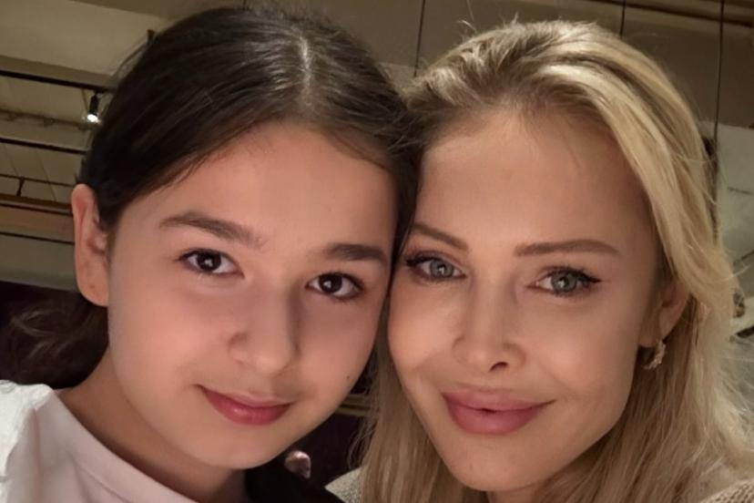 Yeni kare! İbrahim Tatlıses, kızı Elif Ada ile poz verdi