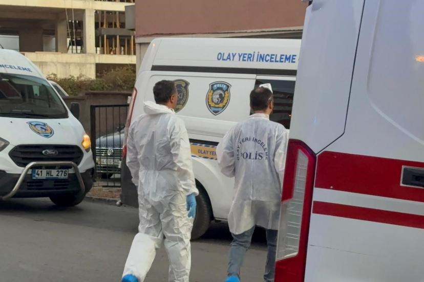 Anne ve 5 yaşındaki kızı evde ölü bulundu