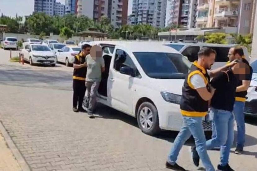 "Çöpleri aşağı atmayın" dedi, dayak yedi