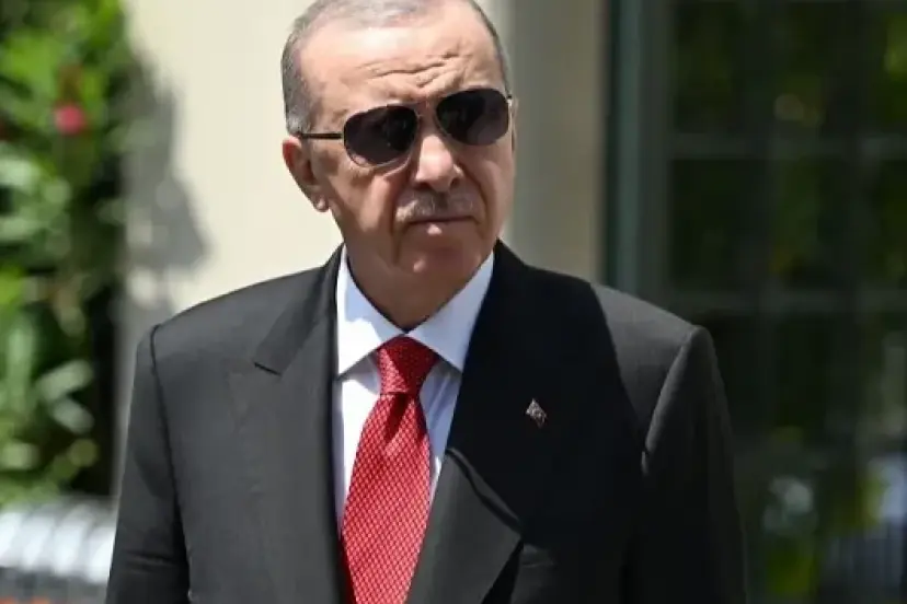 Cumhurbaşkanı Erdoğan cuma namazını Hz. Ali Camisi'nde kıldı