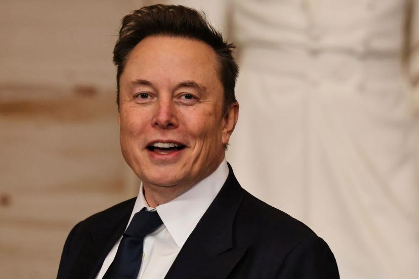Elon Musk'tan çip atağı