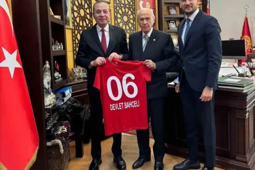 Gençlerbirliği'nden MHP lideri Bahçeli'ye makamında ziyaret