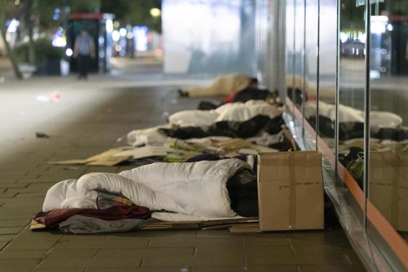 İngilterede açlık krizi: 14 milyon kişi gıdaya ulaşamıyor