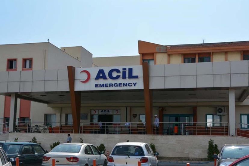 İzmir'de aile faciası: Lise öğrencisi babasını öldürüp annesini yaraladı