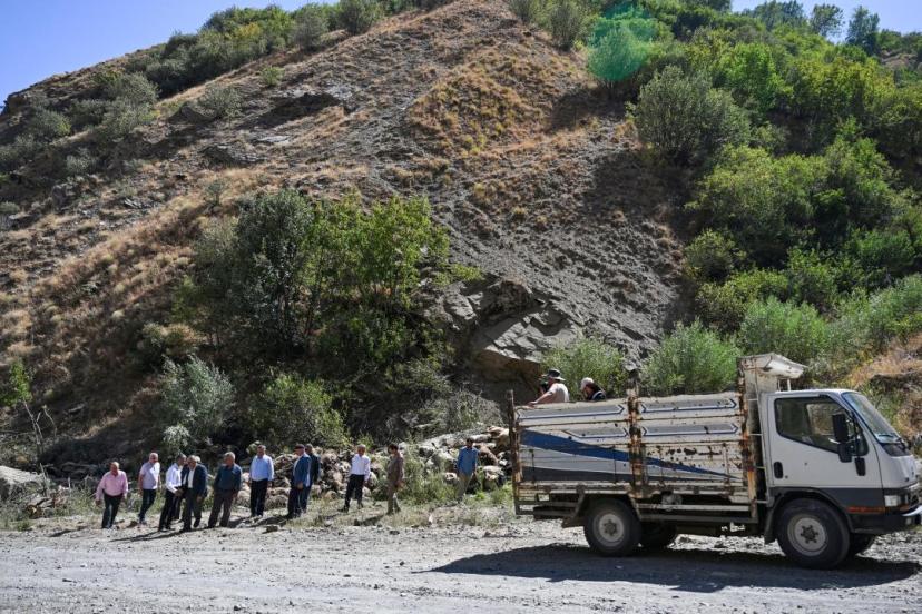 Kayalık alandan düşen 334 küçükbaş hayvan telef oldu
