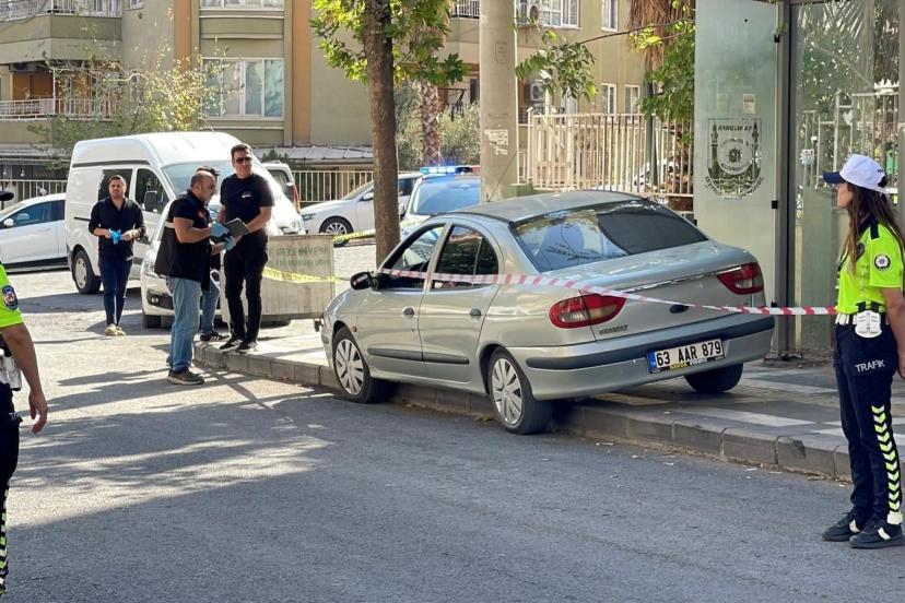 Şanlıurfa’da otomobil durağa daldı: 1 çocuk öldü, 3 yaralı