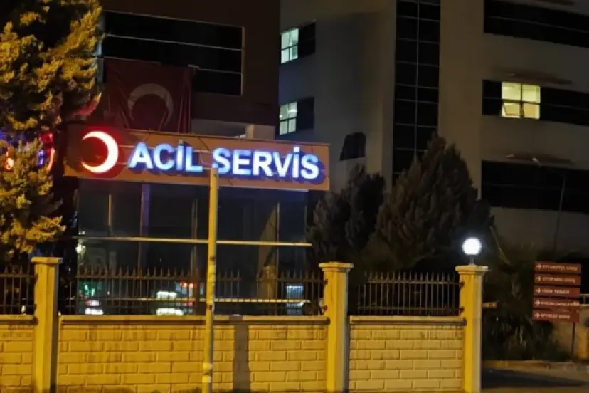 Seyir halindeki otomobile ateş açıldı: Bir yaralı