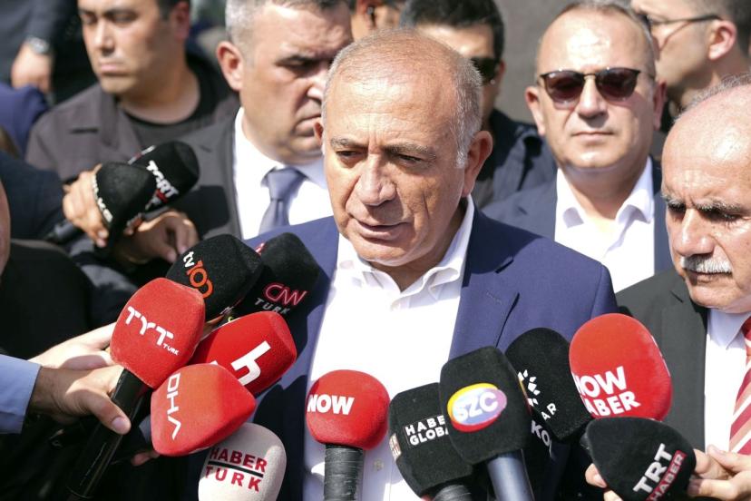 Tekin il kongresinde oy kullanamayacak