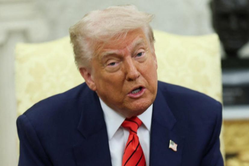 Trump'tan Venezeula'ya 'uçaklarınızı düşürürüz' tehdidi