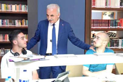 ÜMRANİYE BELEDİYESİ’NDEN GENÇLERE EĞİTİM DESTEĞİ