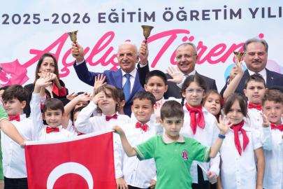 ÜMRANİYE’DE İLK DERS ZİLİNİ BAŞKAN İSMET YILDIRIM ÇALDI
