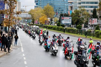 MOTOSİKLET VE ARAÇLA BÜYÜK GAZZE KONVOYU