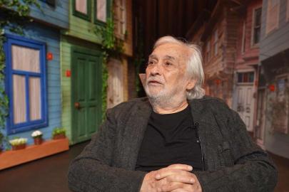 MÜJDAT GEZEN YÖNETİMİNDE DEV PRODÜKSİYON ATAŞEHİR’DE SAHNE ALACAK