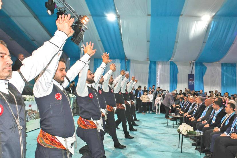 PENDİK’TE DADAŞLAR YÜREKLERİ FETHETTİ